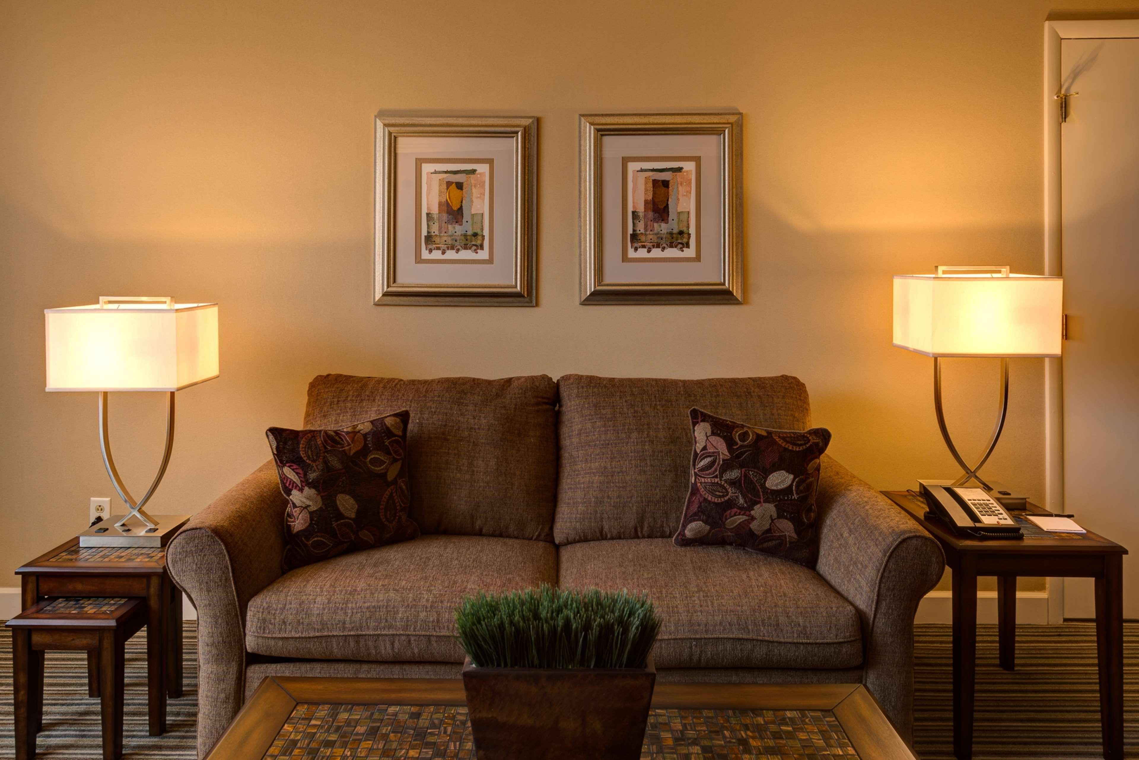 Doubletree By Hilton Akron Fairlawn Extérieur photo