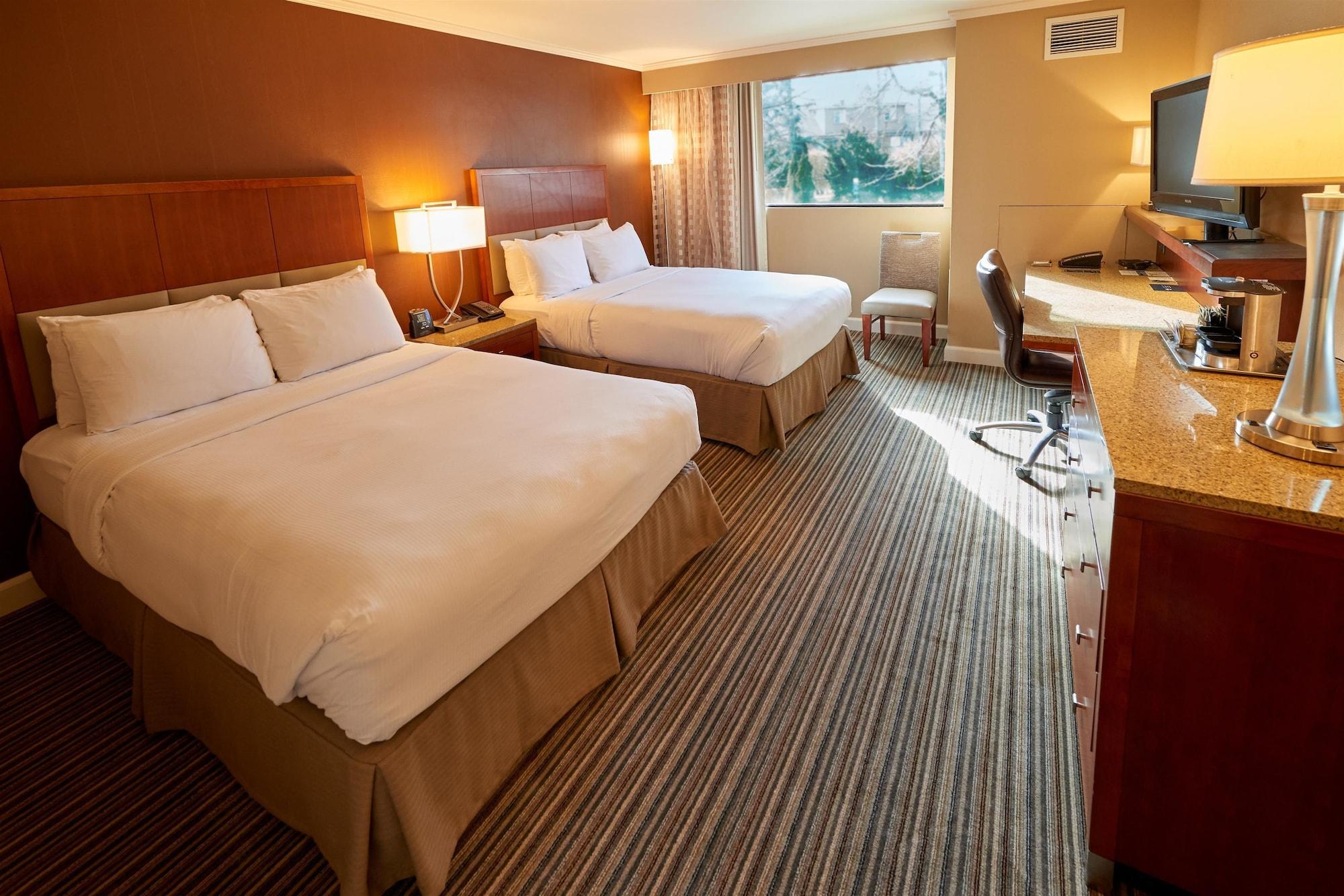 Doubletree By Hilton Akron Fairlawn Extérieur photo