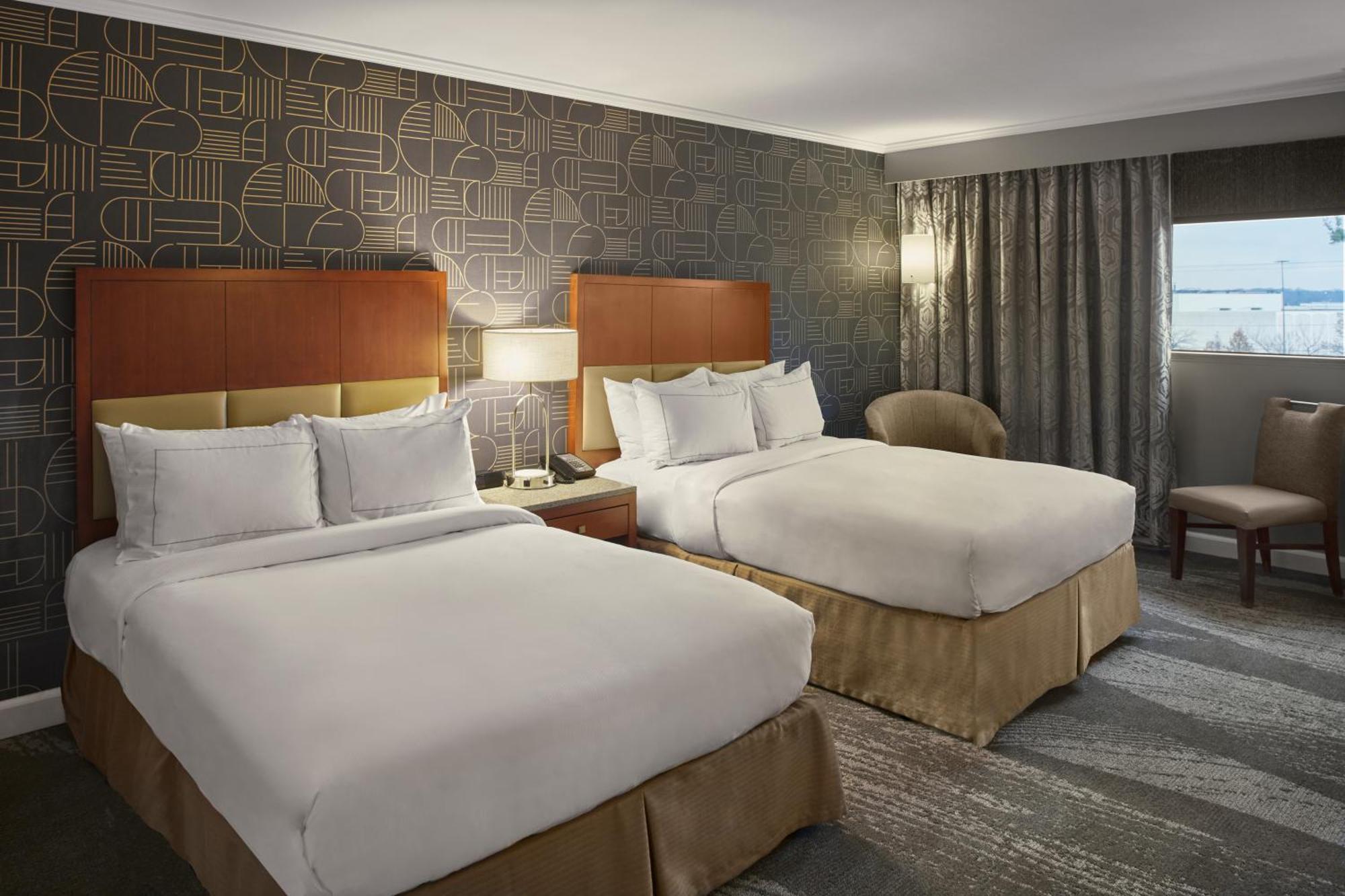 Doubletree By Hilton Akron Fairlawn Extérieur photo