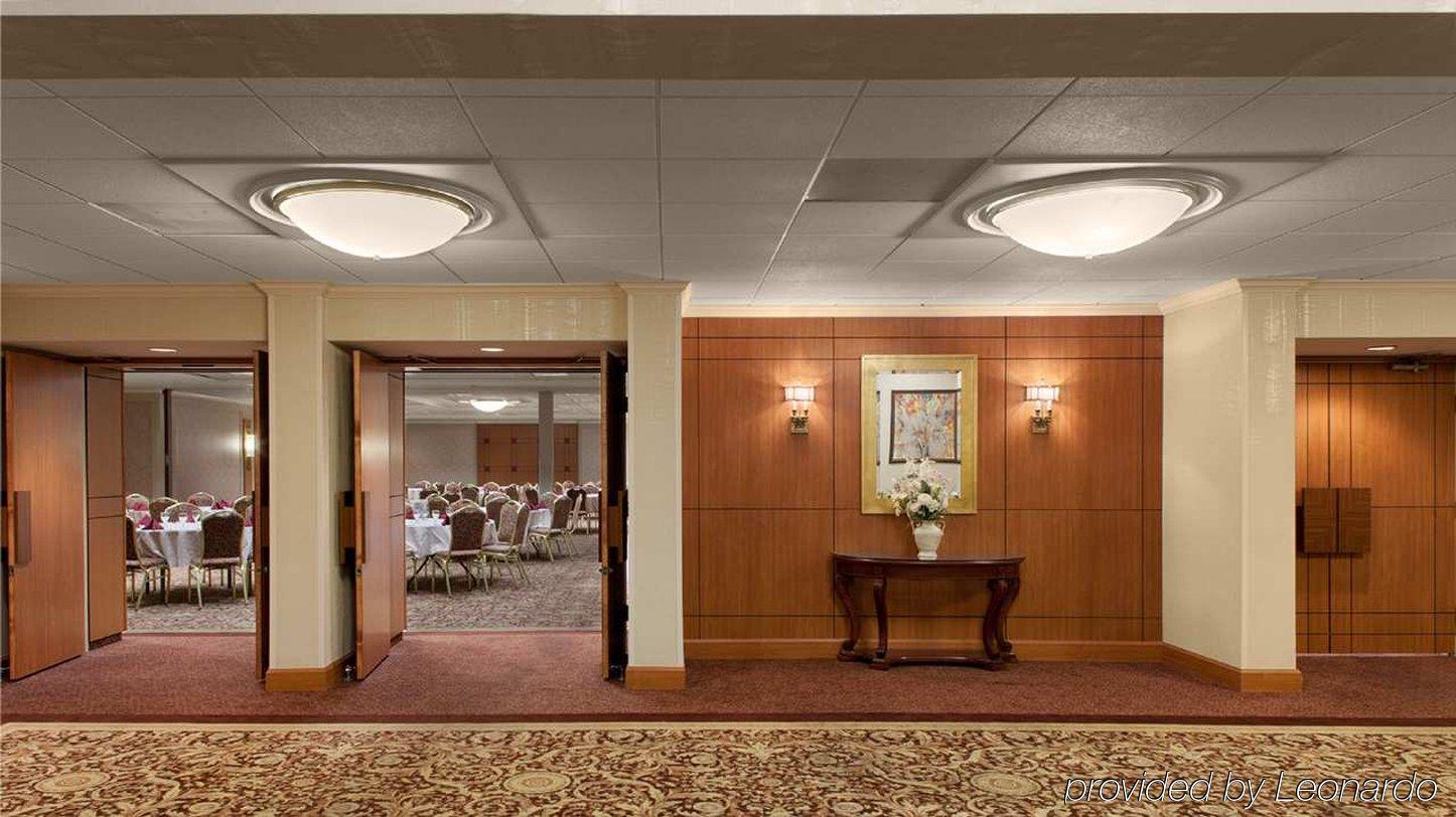 Doubletree By Hilton Akron Fairlawn Intérieur photo